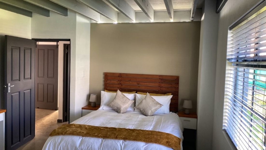 9 Bedroom Property for Sale in Hopefield Western Cape